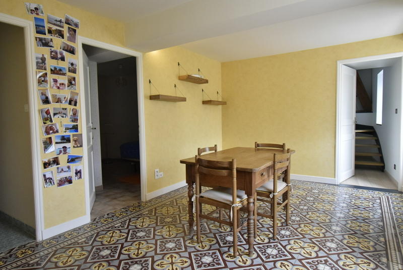 Maison - 95 m² - 6 pièces