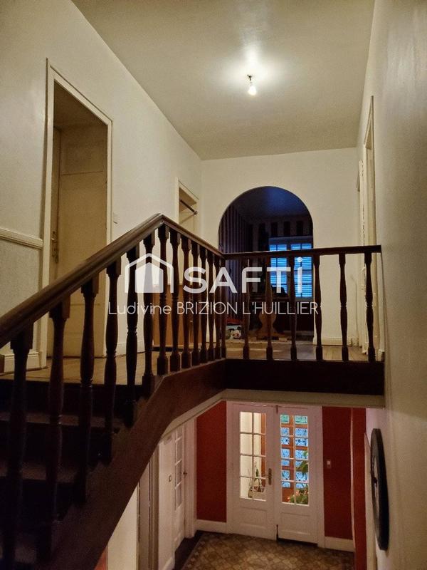 Maison de maîtres - 316 m² - 11 pièces