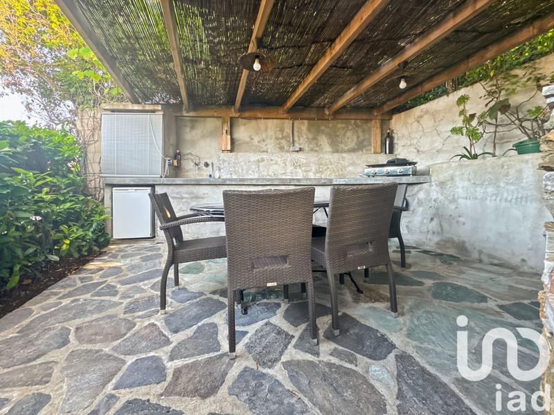 Maison - 225 m² - 7 pièces