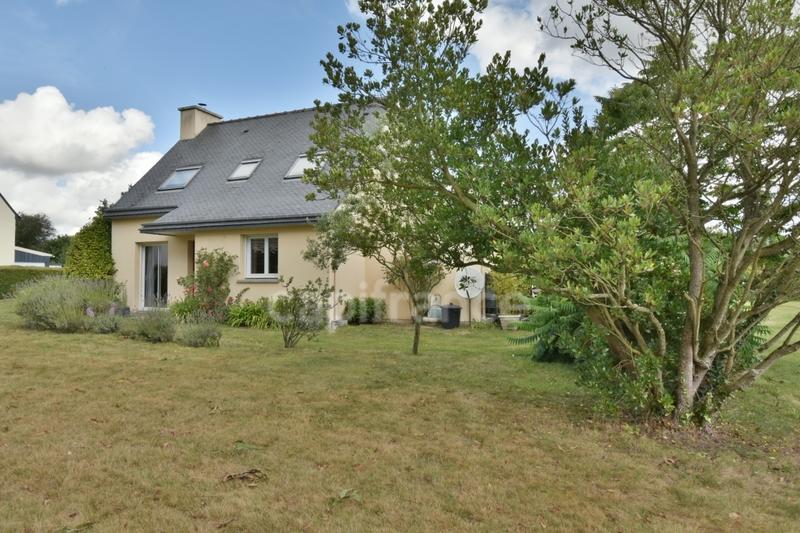 Maison - 94 m² - 4 pièces