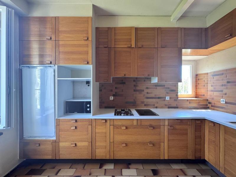 Maison - 198 m² - 8 pièces