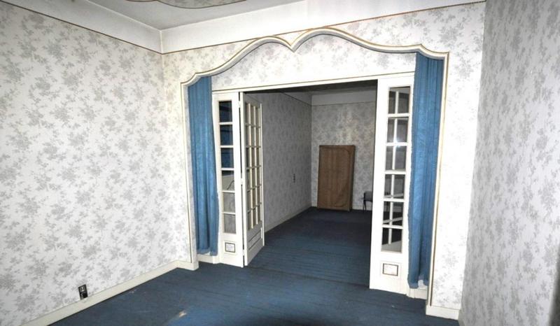 Maison - 300 m² - 8 pièces