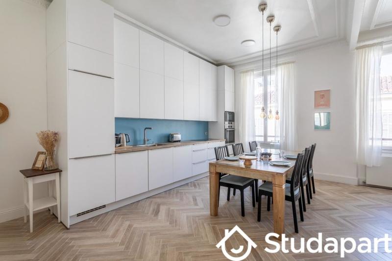 Appartement - 68 m² - 2 pièces