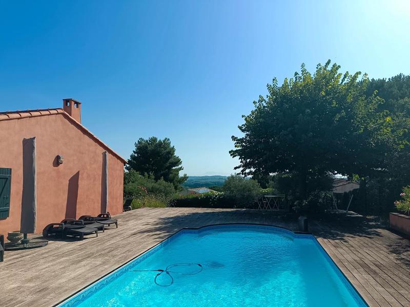 Maison - 120 m² - 4 pièces