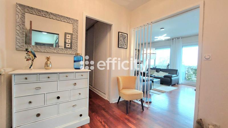 Appartement - 86 m² - 4 pièces