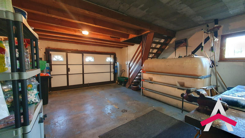 Maison - 196 m² - 7 pièces