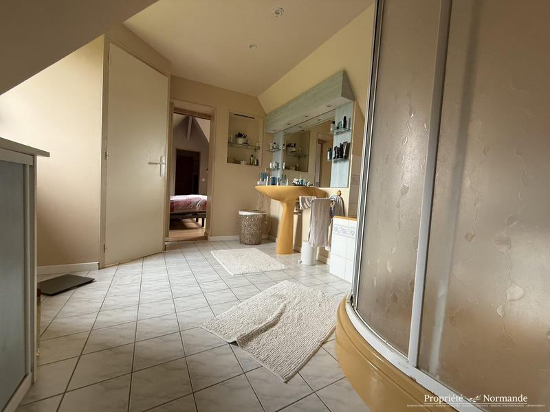 Maison - 137 m² - 5 pièces