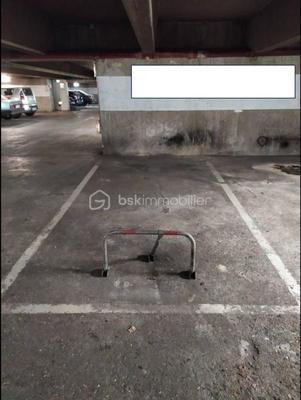Parking - 12 m²
