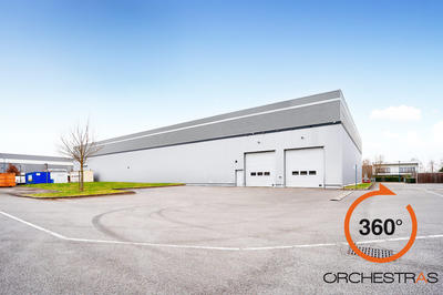 Entrepôt - 3 300 m²