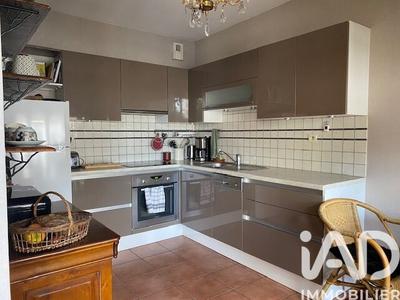 Appartement - 80 m² - 3 pièces