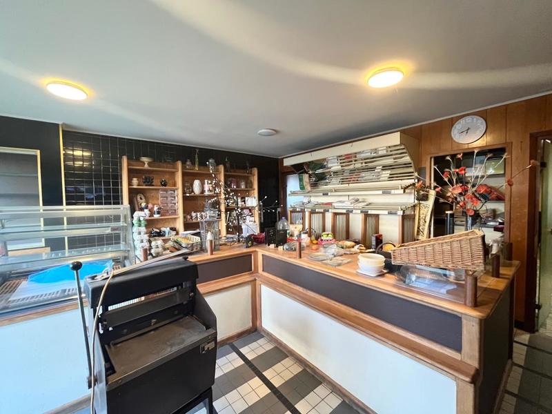 Maison - 640 m² - 10 pièces