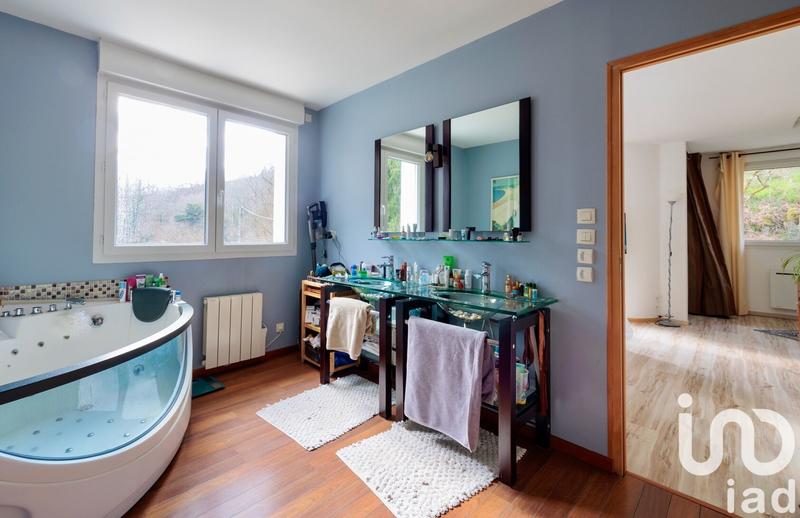 Maison - 147 m² - 5 pièces