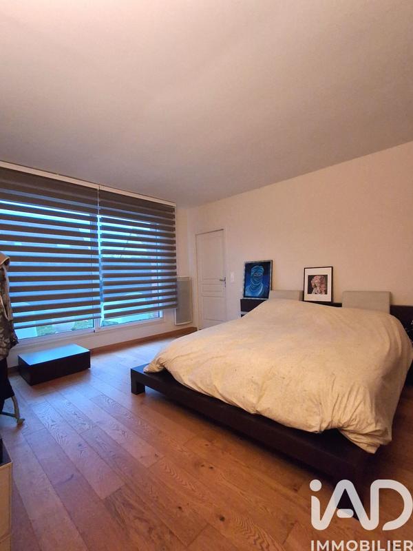 Maison - 210 m² - 6 pièces