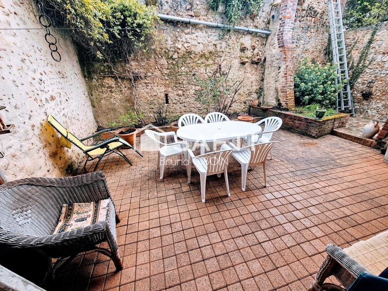 Maison - 97 m² - 3 pièces