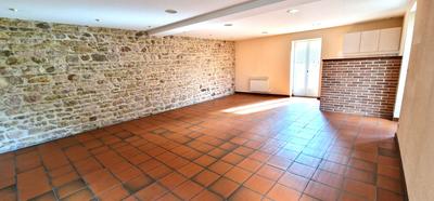 Maison - 213 m² - 10 pièces