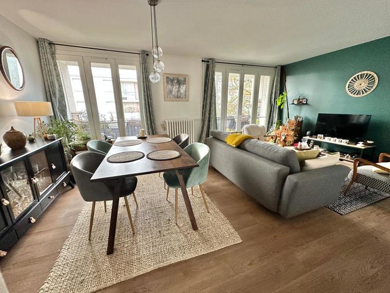 Appartement - 80 m² - 4 pièces