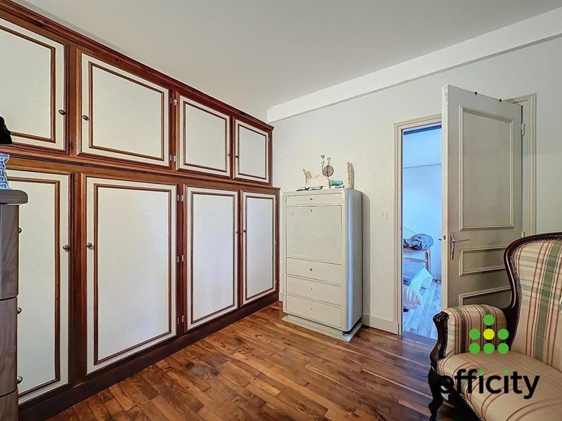 Maison - 140 m² - 7 pièces