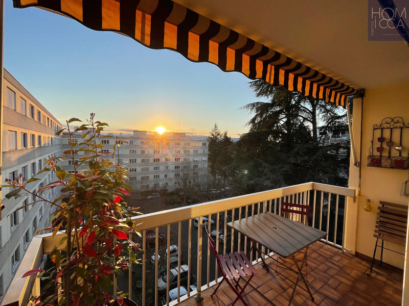 Appartement - 108 m² - 5 pièces