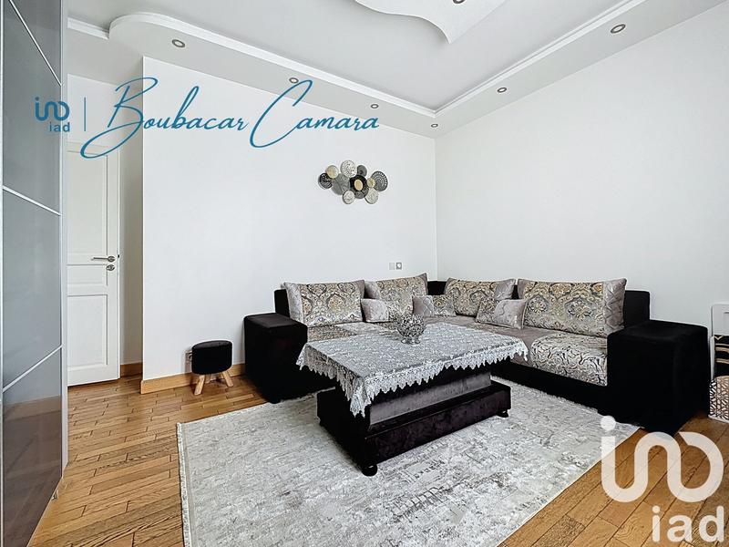 Maison - 203 m² - 8 pièces