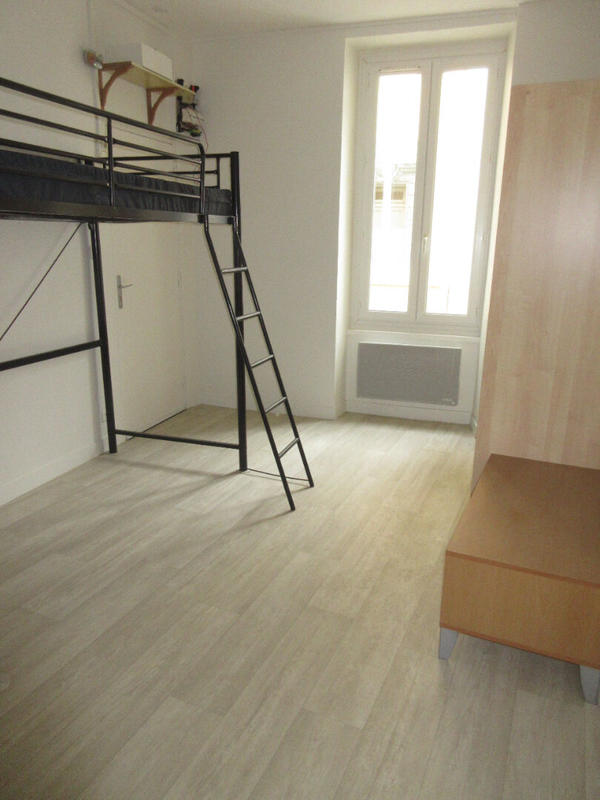 Immeuble - 10 pièces