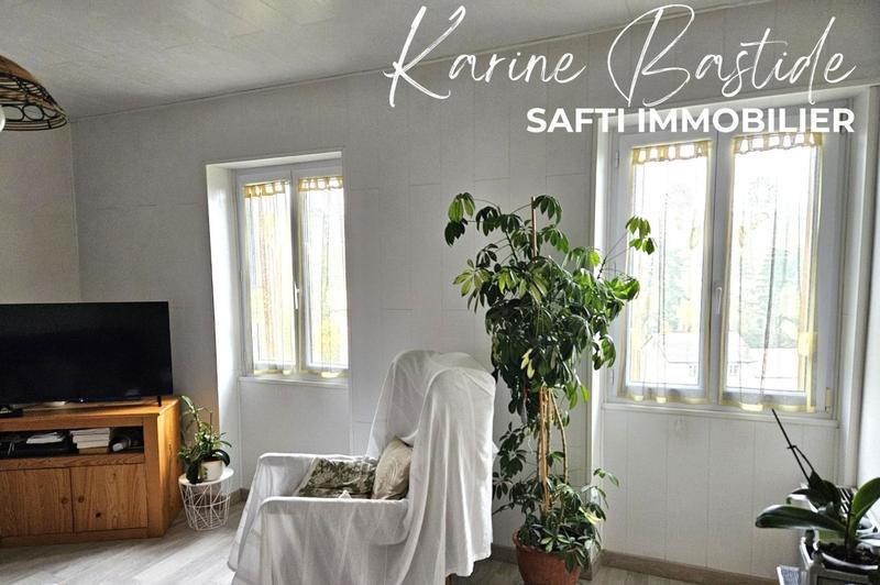 Maison - 140 m² - 14 pièces