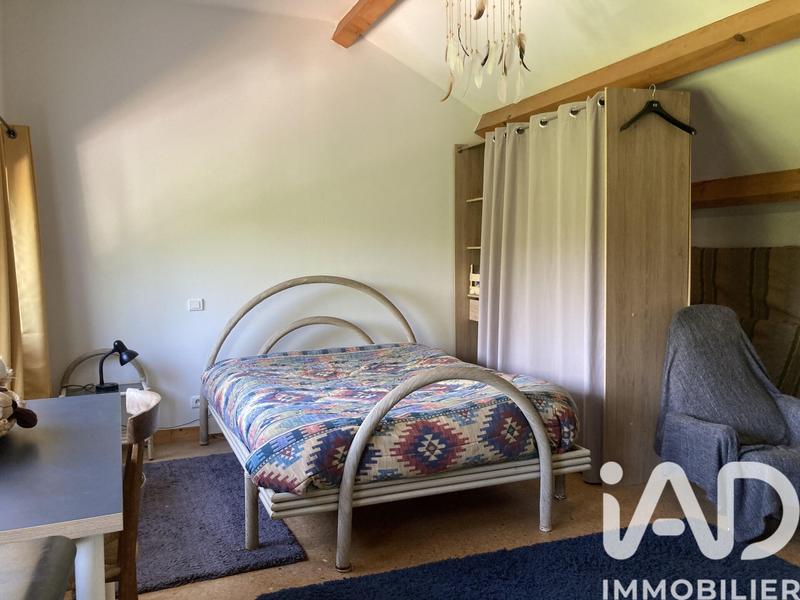 Maison - 425 m² - 11 pièces