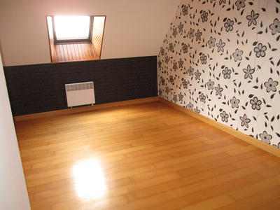 Maison - 87 m² - 5 pièces