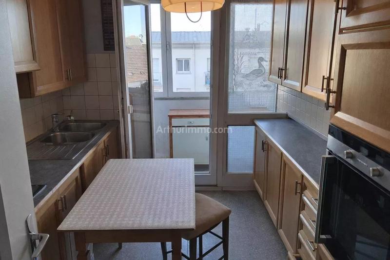 Appartement - 85 m² - 4 pièces