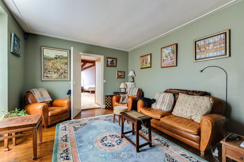 Maison - 413 m² - 10 pièces