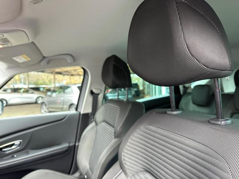 Renault Scénic IV 1.7 Dci 120 Blue Business Edc