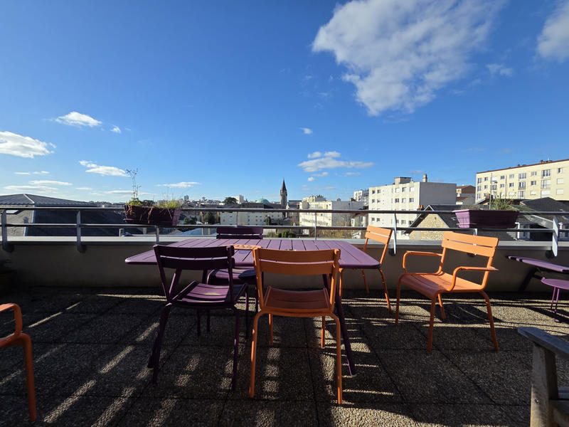 Appartement - 85 m² - 5 pièces