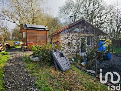 Maison - 20 m² - 1 pièce