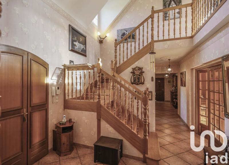 Maison - 321 m² - 10 pièces