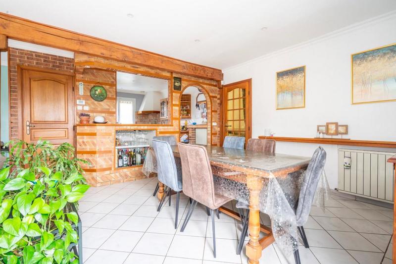 Maison - 145 m² - 7 pièces