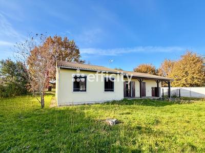 Maison - 100 m² - 4 pièces