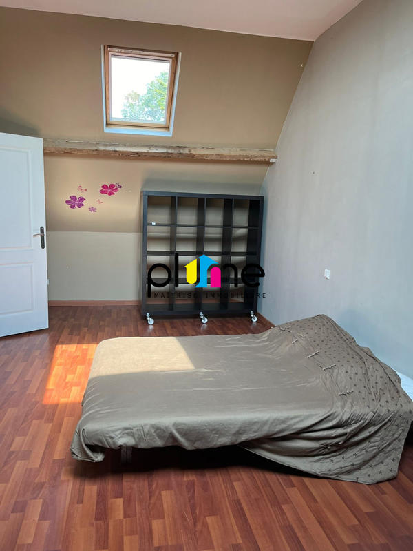 Maison - 200 m² - 7 pièces