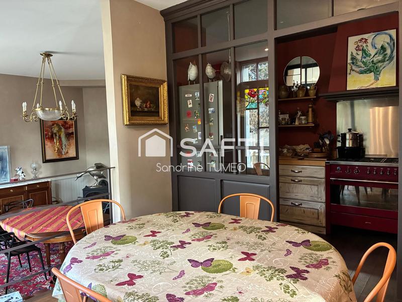 Maison de maîtres - 193 m² - 7 pièces