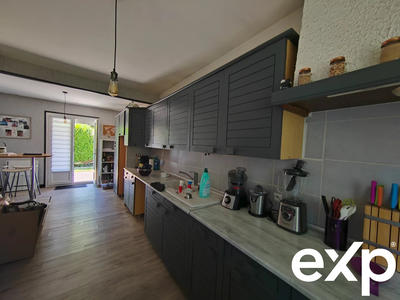 Maison - 140 m² - 5 pièces