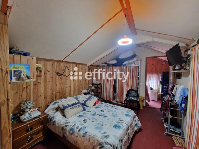 Maison - 147 m² - 7 pièces