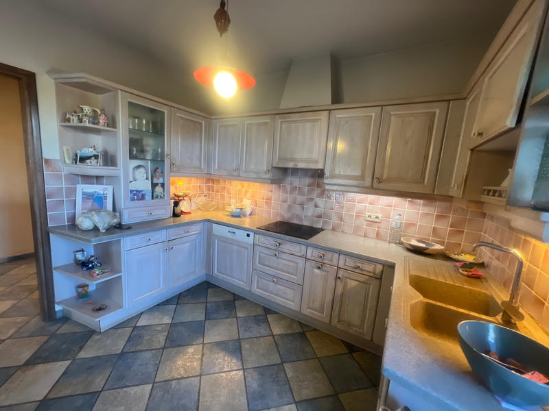 Villa - 220 m² - 8 pièces