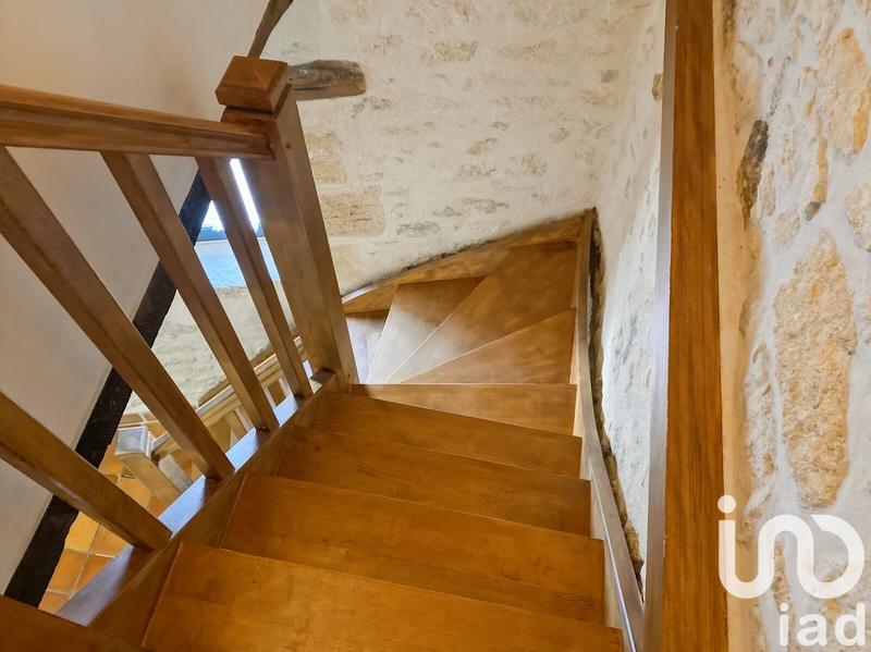 Maison - 198 m² - 6 pièces