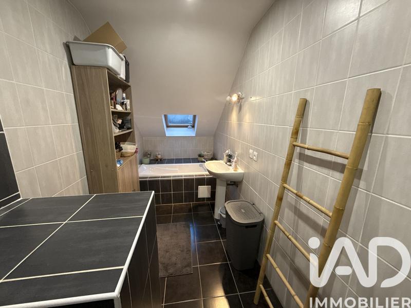 Maison - 179 m² - 7 pièces