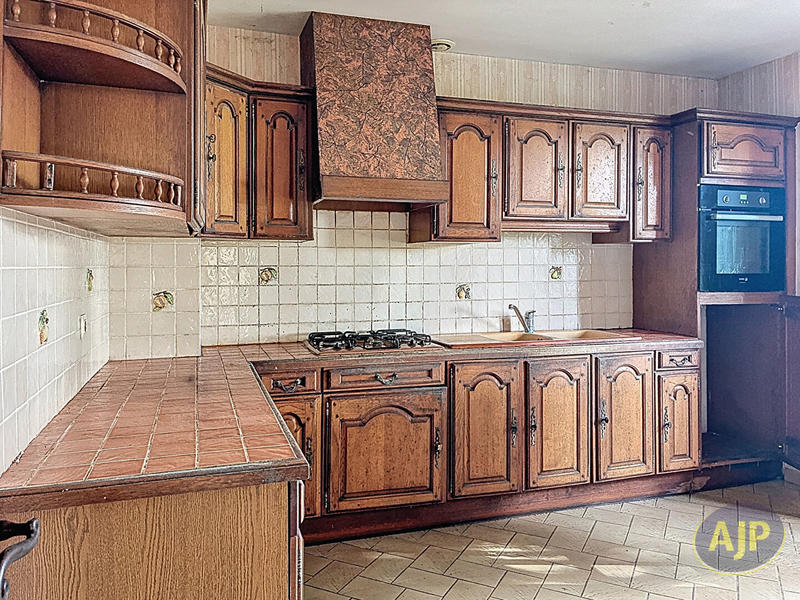 Maison - 106 m² - 6 pièces