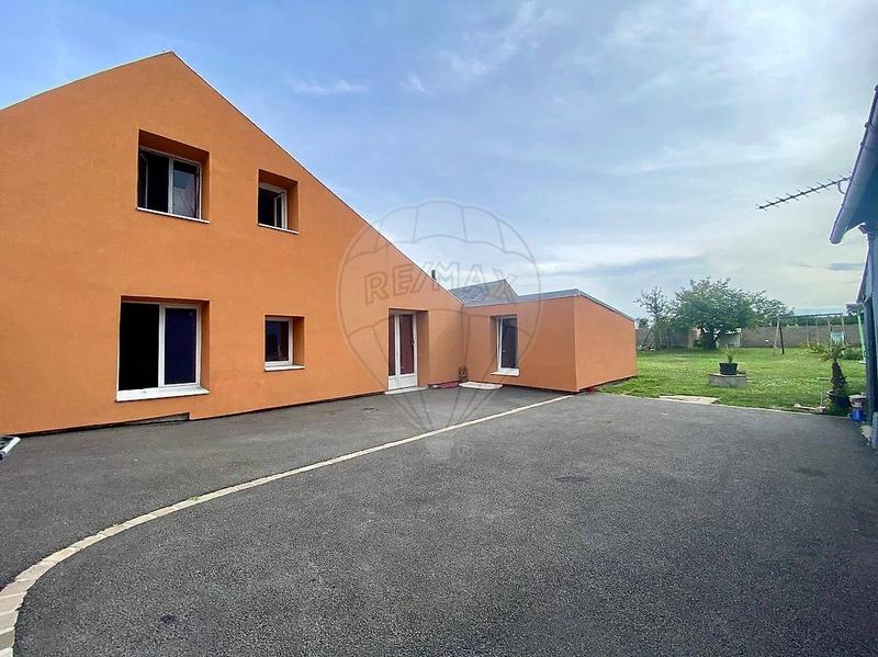 Maison - 88 m² - 4 pièces