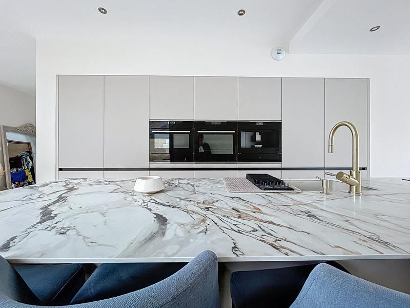 Maison - 182 m² - 6 pièces