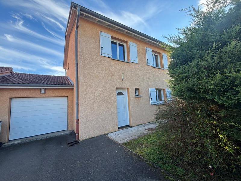 Maison - 90 m² - 4 pièces