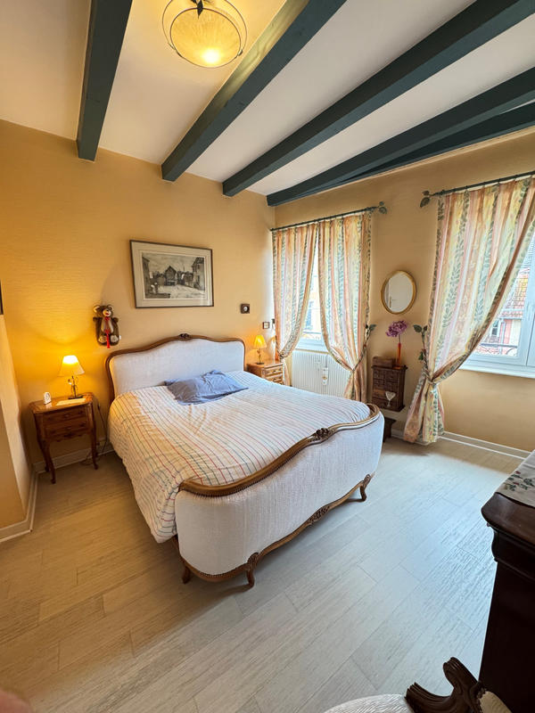 Appartement - 110 m² - 6 pièces