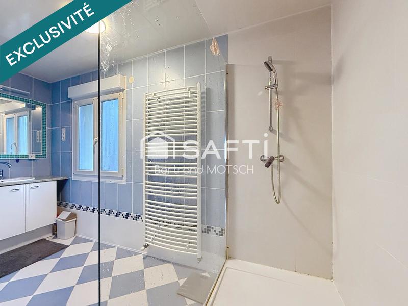 Maison - 92 m² - 5 pièces