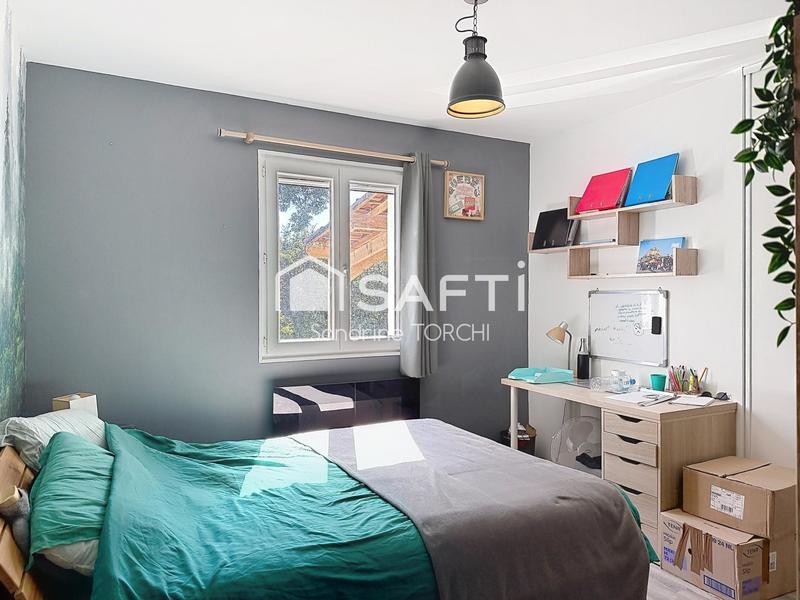 Maison - 97 m² - 5 pièces