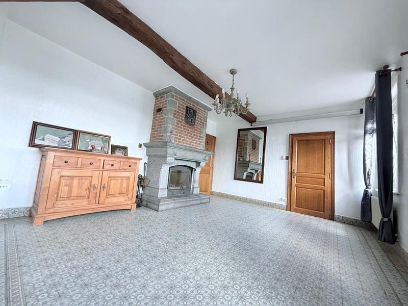 Maison - 450 m² - 16 pièces